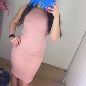 baby pink bodycon dress !